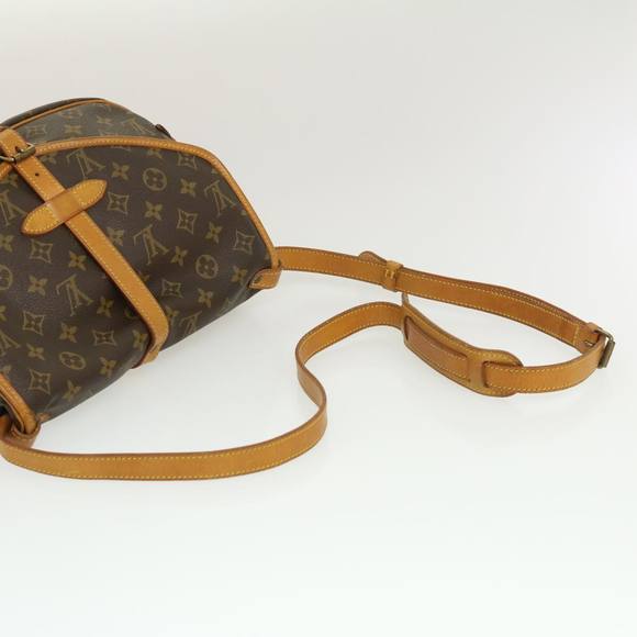 LOUIS VUITTON Monogram Saumur 30 Shoulder Bag M42256 LV Auth 29987 - Picture 7 of 16